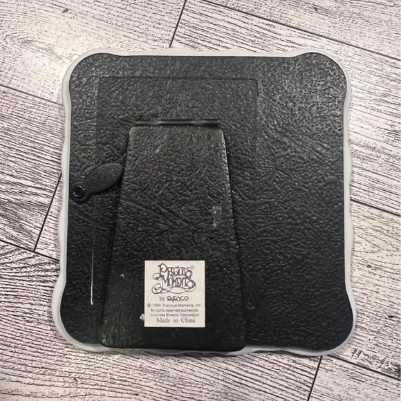 Precious Moments First Communion Frame 1994 - Picture 2 of 2